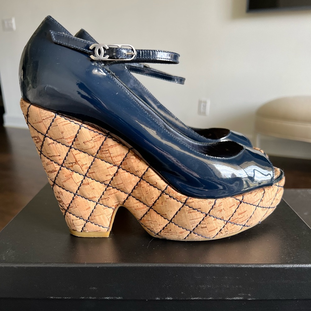 Chanel Women Dark Blue Wedge Patent Leather Cork High Sandals size 39
